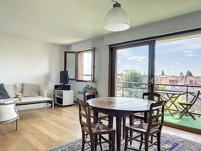 APPARTEMENT T4 A VENDRE - LAMBERSART - 98 m2 - 384000 €