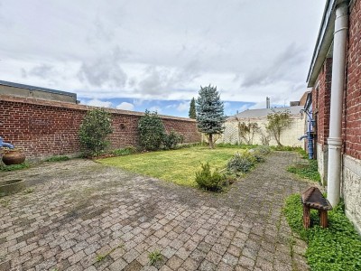 PROPRIETE A VENDRE - LAMBERSART - 238 m2 - 810000€