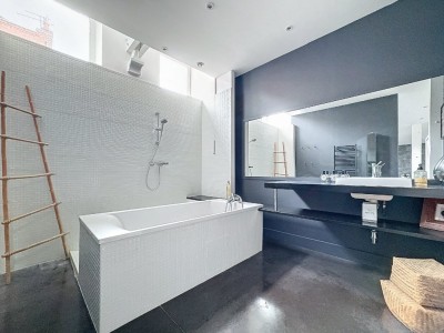 LOFT A VENDRE - LAMBERSART - 215 m2 - 772000€
