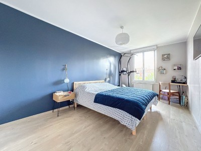 MAISON - LAMBERSART - 170 m2 - 665000€