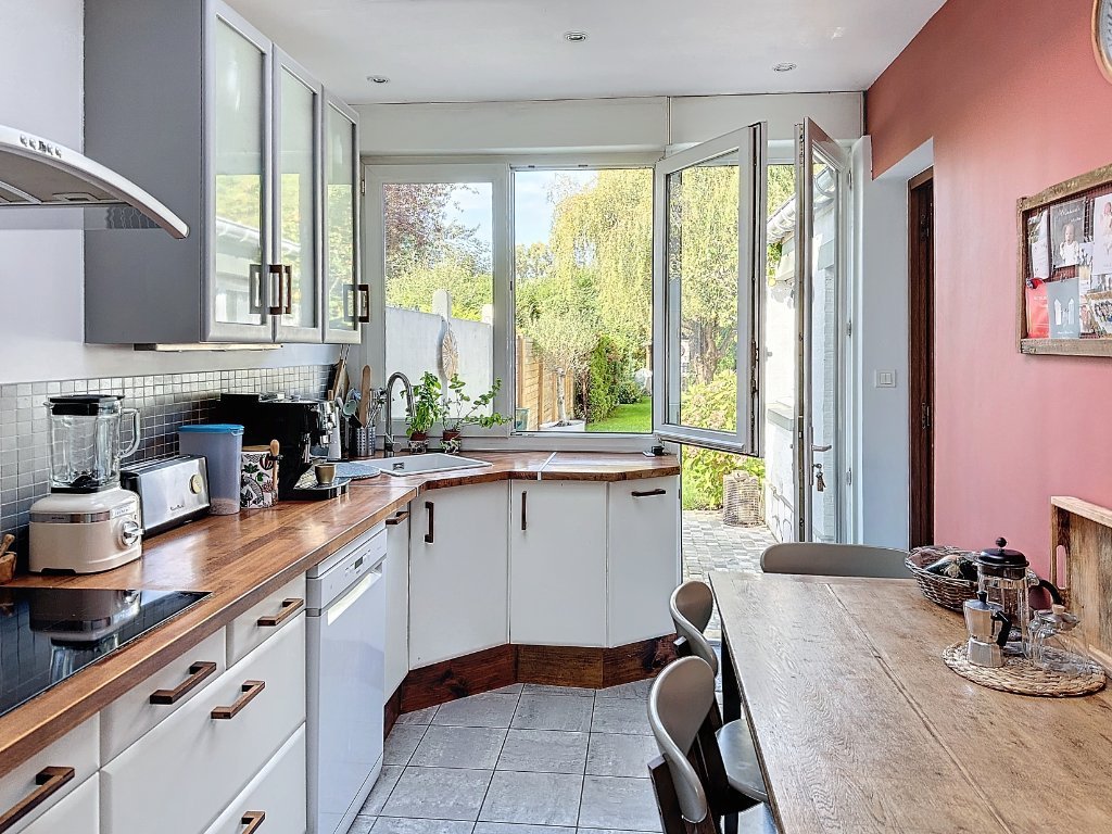 MAISON - LAMBERSART - 95 m2 - VENDU
