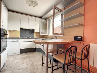 APPARTEMENT T5 A VENDRE - CROIX - 137 m2 - 425000€