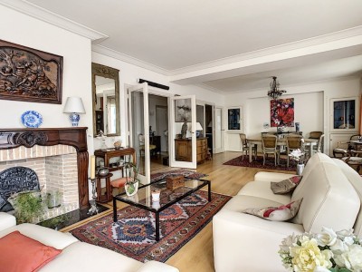 APPARTEMENT T5 A VENDRE - LILLE - 170.9 m2 - 650000€