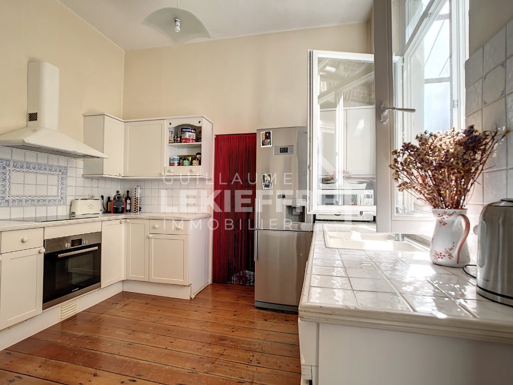 APPARTEMENT T4 A VENDRE - LILLE - 100.02 m2 - 416000€