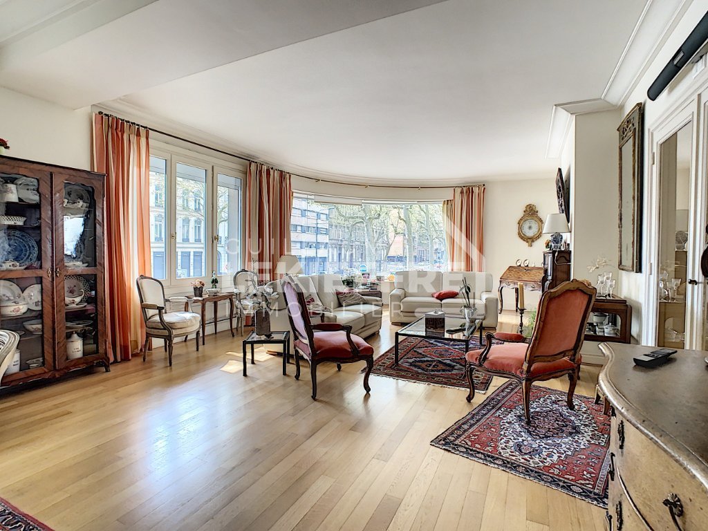 APPARTEMENT T5 A VENDRE - LILLE - 170.9 m2 - 650 000 €